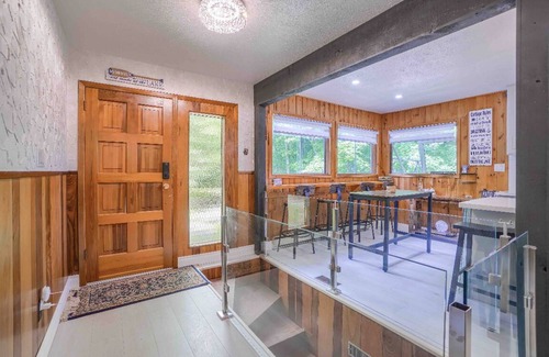 Coboconk Cottage | 5 Bedroom Kawartha Lakes Cottage - lake and mini beach access!