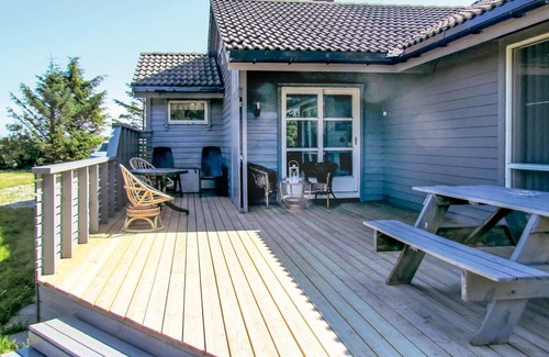 Klepp House | Spacious 5-Bedroom Retreat in Beautiful Kleppe