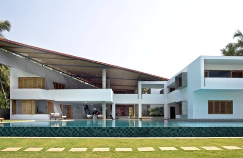 Chowara Villa | Discover Nirvaana Boutique Resorts with Oceanfront Luxury