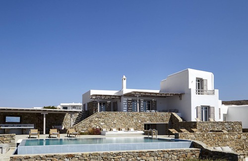 Elia Villa | Elegant 5 Bedroom Villa with Pool & Sea Views near Elia Beach