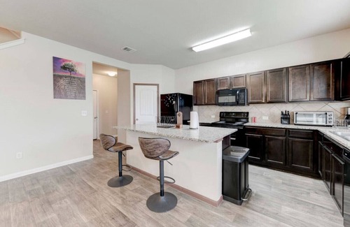 Austin House | 5 Bedroom Modern Home