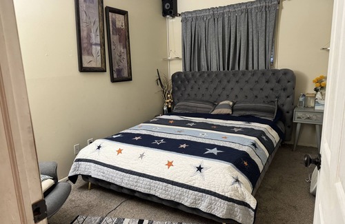 Keansburg Hotel | Family-Friendly 5-Bedroom Motel in Keansburg with Pool