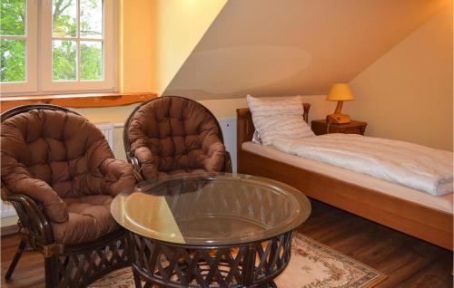 gmina Srokowo House | Pet-Friendly 5 Bedroom Home in Srokowo with Family Amenities