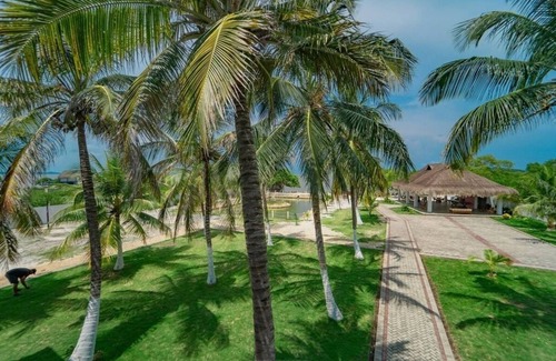 Tierra Bomba Island Apartment | 5-bedroom Prestige Island getaway