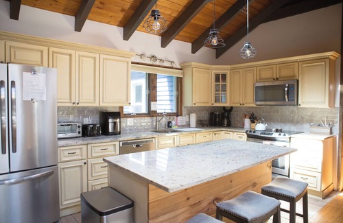 Birch Hill House | Family-Friendly 5 Bedroom Rustic Home in North Conway