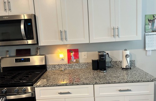 Graniteville House | Pet-Friendly 5 Bedroom Home with Pool and Spa Amenities