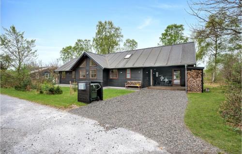 Grena Strand House | Spacious 5 Bedroom Home in Grenaa - Pet & Child Friendly
