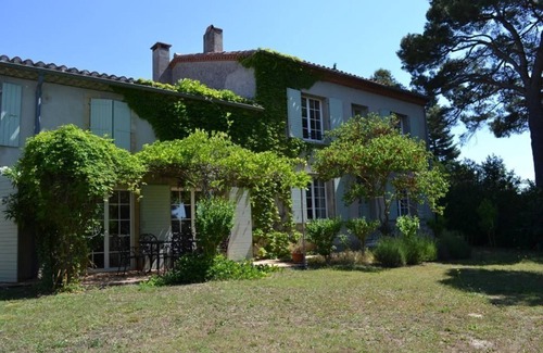 Labastide-d'Anjou Villa | Family-Friendly 5 Bedroom Villa with Private Pool in Occitanie