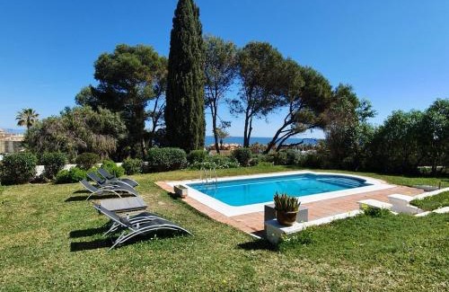 Castillo de Sabinillas Villa | Elegant Villa with Private Pool & Sea Views, Near Beach