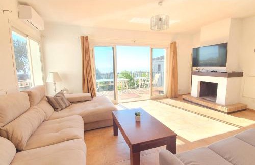 Castillo de Sabinillas Villa | Elegant Villa with Private Pool & Sea Views, Near Beach