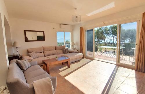 Castillo de Sabinillas Villa | Elegant Villa with Private Pool & Sea Views, Near Beach