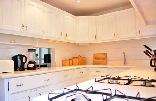 Halcyon Heights Villa | Elegant 5-Bedroom Villa with Pool, Steps from the Sea