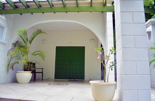 Halcyon Heights Villa | Elegant 5-Bedroom Villa with Pool, Steps from the Sea