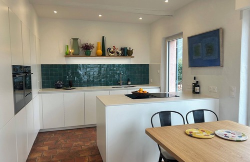 Roussillon House | Hilltop Villa with Ocean Views & Private Heated Pool