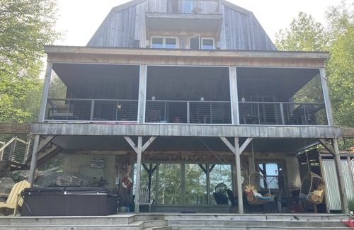 Fryeburg House | Lake Living Retreat: Exceptional 5 Bedrooms & Ocean Views