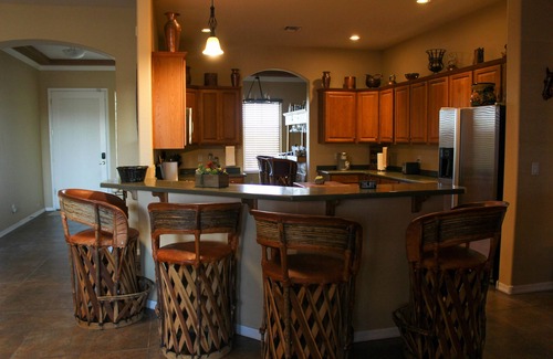 Wittmann House | Spacious 5-Bedroom Retreat with Pool & Hot Tub - Guest Rated 10/10