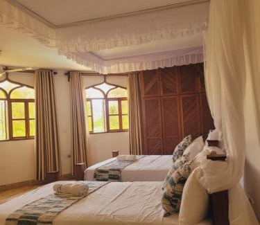 Diani Beach Apartment | 5 BEDROOMS STAND ALONE LUXURY VILLAS, By Sana Sana Holiday Apartments