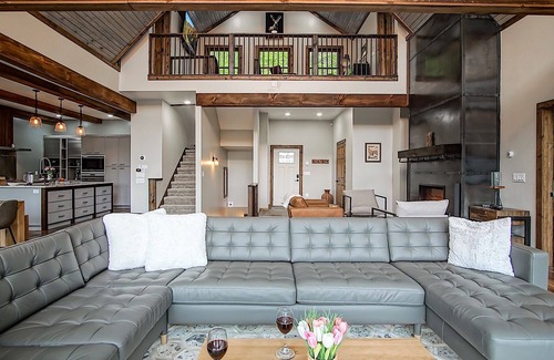 Slatyfork Farm House | Relaxing Retreat: Cupp Runneth Over near Snowshoe