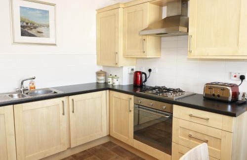 Burry Port House | Discover 5 Chandlers Yard: Pet-Friendly & Family Approved