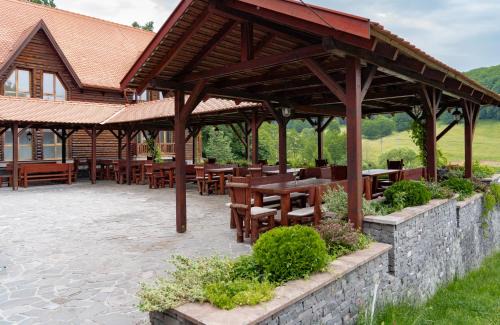 Sfantu Gheorghe House | Experience Comfort at 5.Evszak: Rated 10/10 with Hot Tub