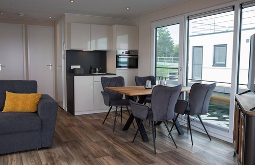 Laasow Boat Rental | Experience Unique Floating Home at Gräbendorfer See
