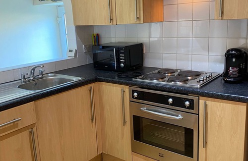 Malltraeth Cottage | Pet-Friendly 5 Glantraeth Farm Cottage Near Malltraeth