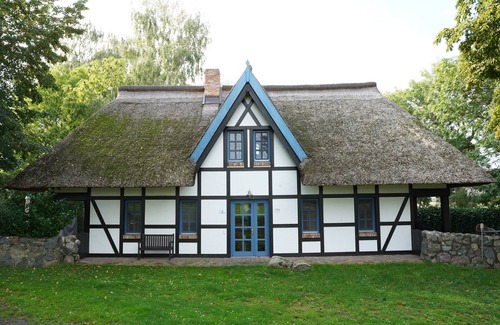 Neverow House | Exclusive Half-Timbered Retreat with Sauna and Fireplace