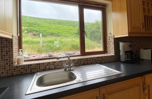 Waterville House | Stunning 5* Holiday Home with Ocean View and Free Wifi