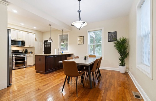 Point Breeze House | Family-Friendly 5 King Bed Home Near Frick Park & Bakery Square