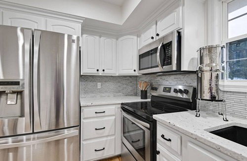 Stockton House | Elegant Lake Home with Breakfast & Stunning Views