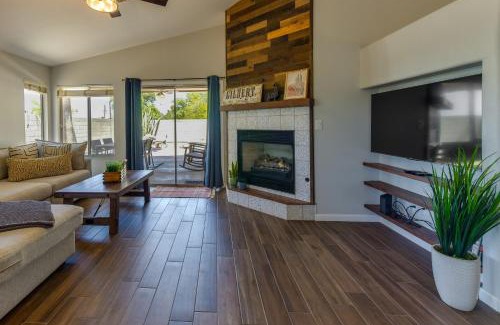 Gilbert House | Relaxing Gilbert Home with Pool Near Golf and Downtown!