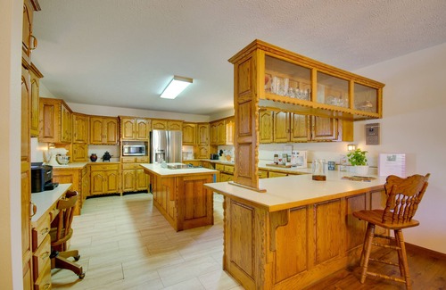 Waynesville House | Unforgettable Waynesville Vacation Rental Near Downtown