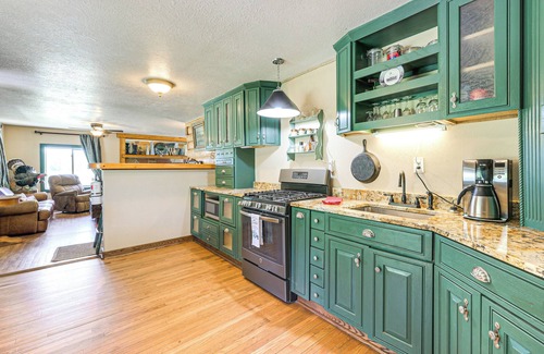 Pagosa Springs House | 5 Mi to Navajo State Park: Riverfront Cabin!