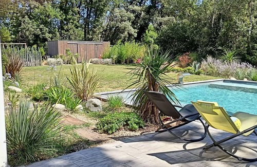 Vedene House | Chic Loft Retreat Just 5 Minutes from Avignon Design House