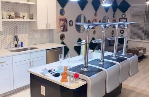 Eastside Condo | Convenient Hotel 5 Minutes from Downtown Savannah
