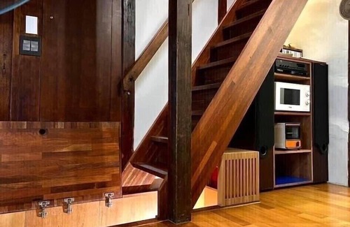 Namdaemun House | Elegant Stay in Historic Architecture with Family Amenities