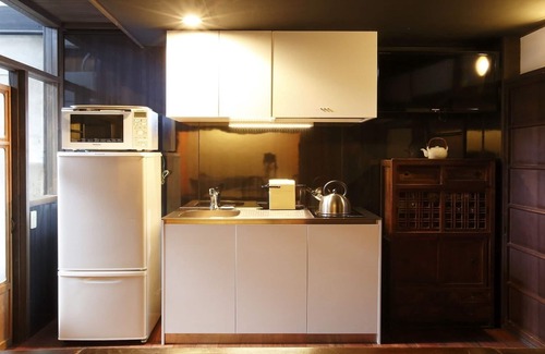 Central Kyoto House | Prime Location: Traditional House Near Kyoto Subway