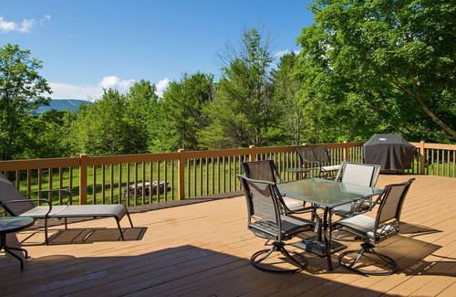 Windham House | Mountain Retreat: 5 Min to Windham Mtn with Pool & Spa