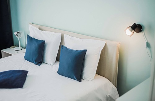 Primorski Hotel | Budget-Friendly Stay with Pool and Beach Access