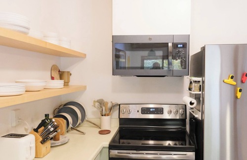 Highmount Cabin | 5 mins to Belleayre Skiing - 3-bdrm with Hot Tub