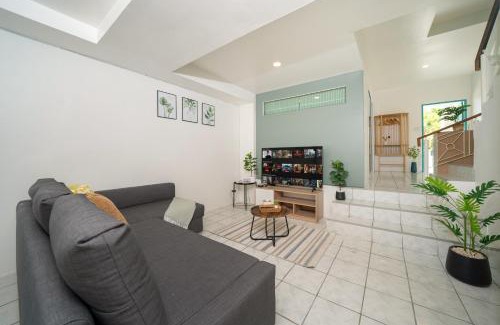 Patong House | Family-Friendly 4-Star Stay, Steps from Bangla and Beach