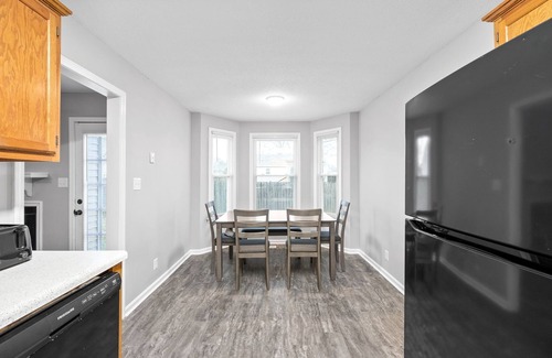 Clarksville House | Highly Rated Getaway: Steps to Gate 4, Pets Welcome!