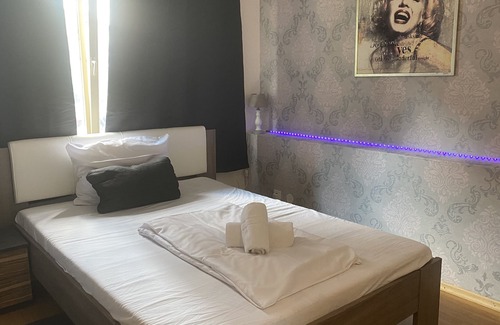 Universitat Apartment | 5 Minuten vom Hauptbahnhof Entfernt, Studio mit Kostenlosem Wlan