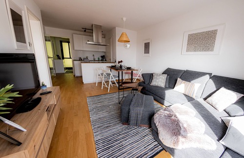 Zirndorf Apartment | Convenient Family Apartment with Large Terrace Near Playmobil