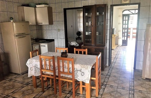 Enseada House | Ideal Getaway Near Prainha & Praia Grande for 22 Guests