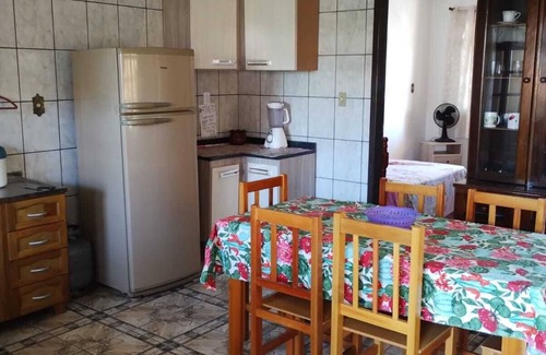 Enseada House | Ideal Getaway Near Prainha & Praia Grande for 22 Guests