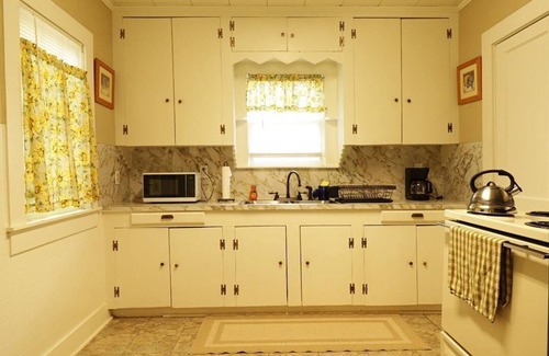 Kilgore House | Convenient Stay Near Kilgore College – Pet Friendly & Family Ready