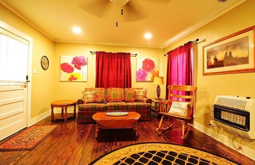 Kilgore House | Convenient Stay Near Kilgore College – Pet Friendly & Family Ready