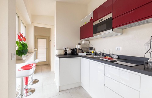 Colazza Apartment | 5 minutes from Lake Maggiore, Lake Orta, Apartment Fire balcony and comfort
