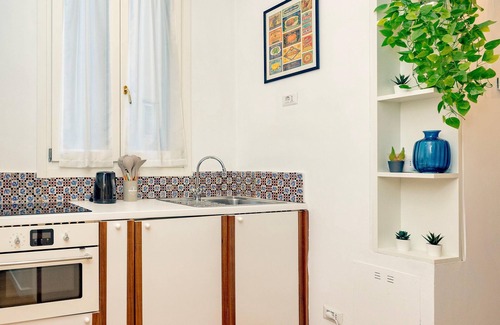 Centro Storico Apartment | 5 minutes from Milan Cathedral, apartment in historic context